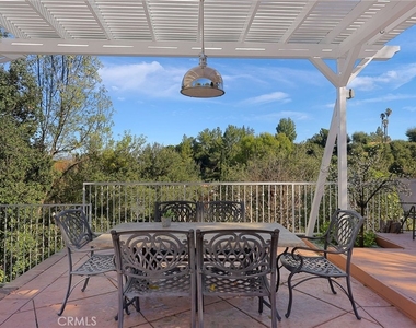 5794 Fairhaven Avenue - Photo Thumbnail 9