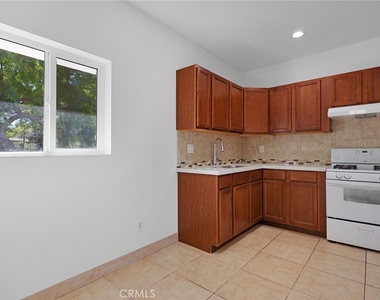 5794 Fairhaven Avenue - Photo Thumbnail 20