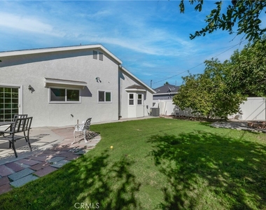 17706 Collins Street - Photo Thumbnail 34