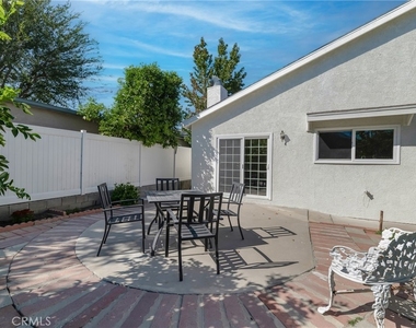 17706 Collins Street - Photo Thumbnail 33