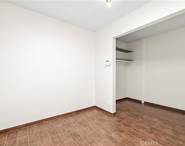 7320 Lennox Avenue - Photo Thumbnail 7