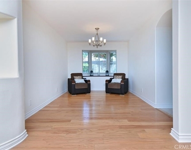 23937 Pentland Way - Photo Thumbnail 5