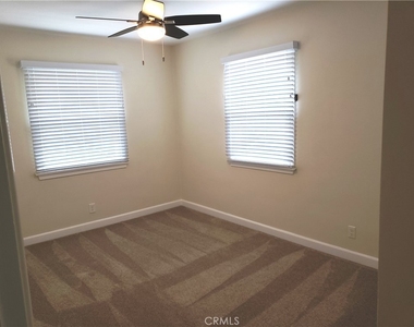 22436 Avenue San Luis - Photo Thumbnail 14
