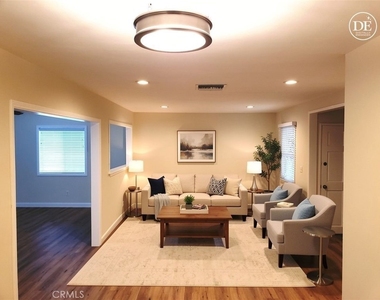 22436 Avenue San Luis - Photo Thumbnail 1