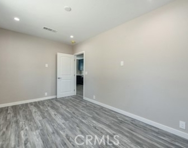 14761 W Lassen Street - Photo Thumbnail 9