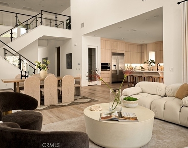 20601 W Overlook Court - Photo Thumbnail 4