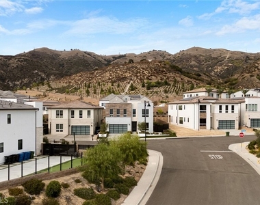 20601 W Overlook Court - Photo Thumbnail 34