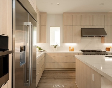 20601 W Overlook Court - Photo Thumbnail 13