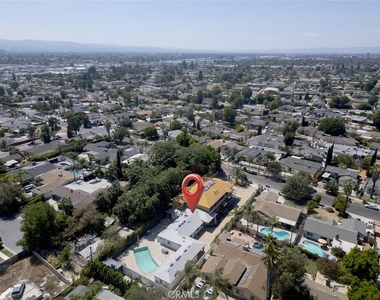 7940 Atoll Avenue - Photo Thumbnail 5