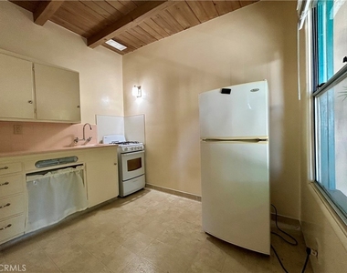 440 Atascadero Road - Photo Thumbnail 3
