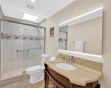 344 S Frankfurt Avenue - Photo Thumbnail 20