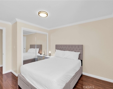 344 S Frankfurt Avenue - Photo Thumbnail 21