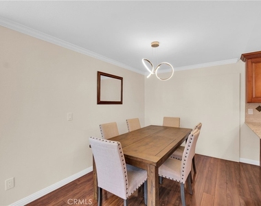 344 S Frankfurt Avenue - Photo Thumbnail 12