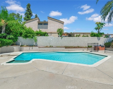 344 S Frankfurt Avenue - Photo Thumbnail 27