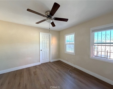 6803 Middleton Street - Photo Thumbnail 7