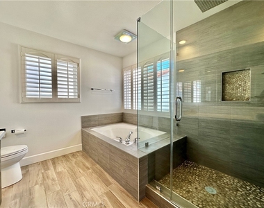 2222 Rockefeller Lane - Photo Thumbnail 24