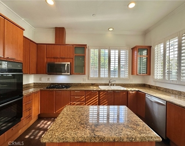 2222 Rockefeller Lane - Photo Thumbnail 6
