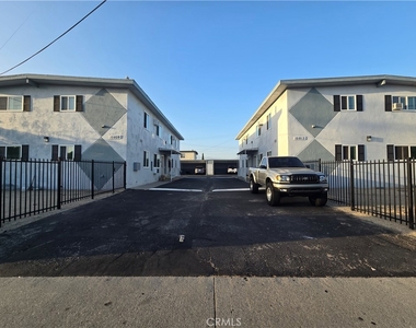 10813 Elliott - Photo Thumbnail 2