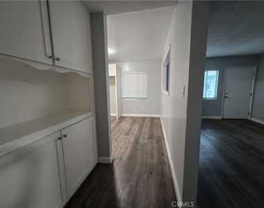 10813 Elliott - Photo Thumbnail 9