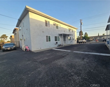 10813 Elliott - Photo Thumbnail 22