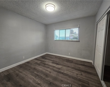 10813 Elliott - Photo Thumbnail 16