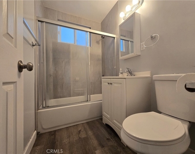 10813 Elliott - Photo Thumbnail 18