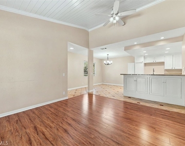 5706 Old Village - Photo Thumbnail 9