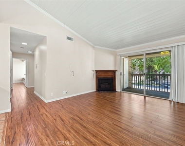 5706 Old Village - Photo Thumbnail 2
