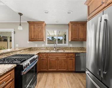 1046 E Chalynn - Photo Thumbnail 11