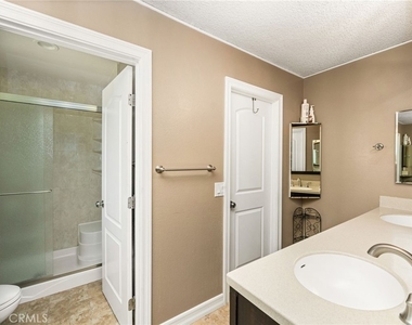 5463 Lupine - Photo Thumbnail 29