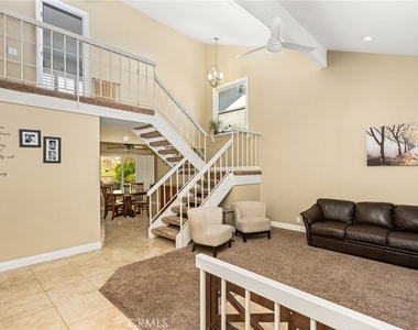 5463 Lupine - Photo Thumbnail 3