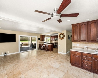 5463 Lupine - Photo Thumbnail 14