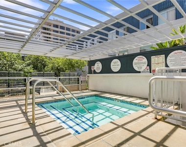 435 W Center Street - Photo Thumbnail 18