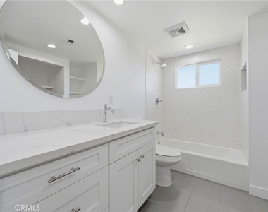 3097 Molokai Place - Photo Thumbnail 11