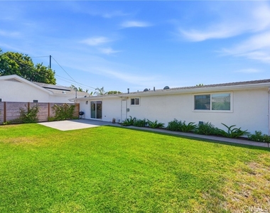 3097 Molokai Place - Photo Thumbnail 14