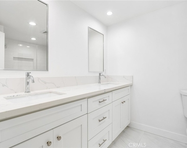 3097 Molokai Place - Photo Thumbnail 8