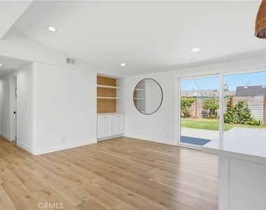 3097 Molokai Place - Photo Thumbnail 6