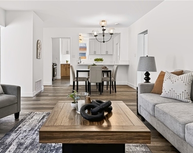 2026 Poinsettia Street N - Photo Thumbnail 14