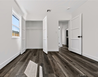 2026 Poinsettia Street N - Photo Thumbnail 38