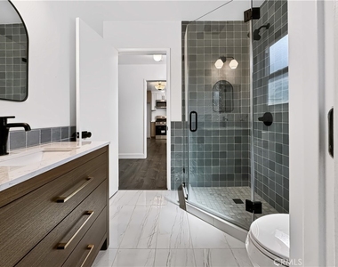 2026 Poinsettia Street N - Photo Thumbnail 26