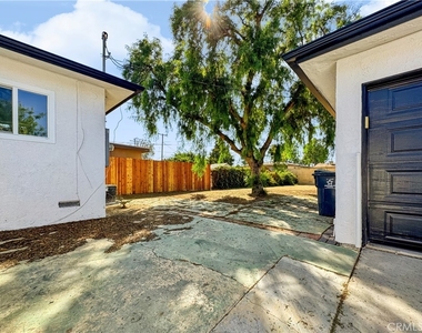 2026 Poinsettia Street N - Photo Thumbnail 50