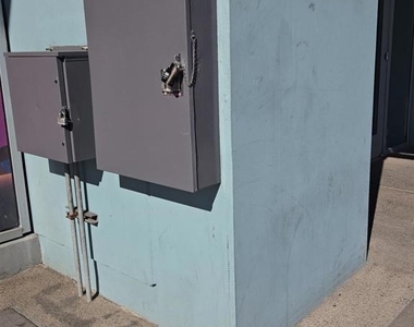 1080 Park Boulevard - Photo Thumbnail 18