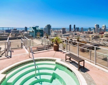1080 Park Boulevard - Photo Thumbnail 13