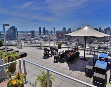 1080 Park Boulevard - Photo Thumbnail 12