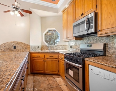 5809 Irving Avenue - Photo Thumbnail 10