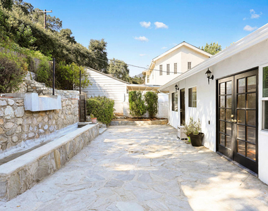 4541 Alveo Road - Photo Thumbnail 24