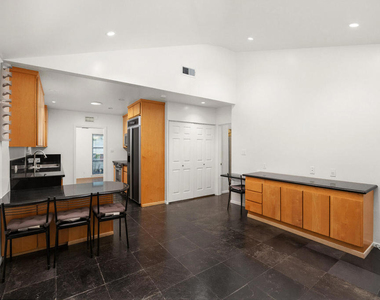 4541 Alveo Road - Photo Thumbnail 10