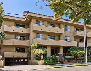 221 S Oak Knoll Avenue - Photo Thumbnail 6