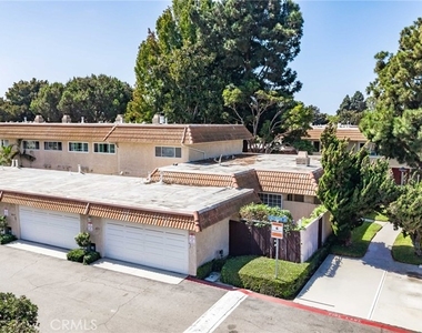 18571 Edgebrook Lane - Photo Thumbnail 39