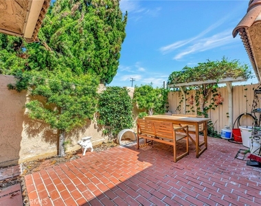 18571 Edgebrook Lane - Photo Thumbnail 26